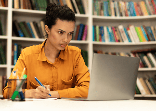 Student utilizing expert academic translation services in Albuquerque to ensure accurate translation.