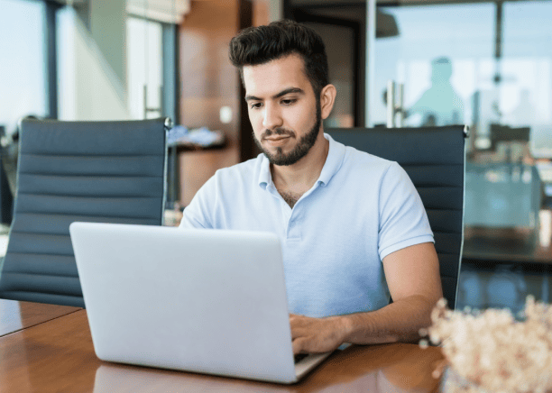 Client utiliizng Orlando’s certified and accurate translation services, offering high quality translations for business.