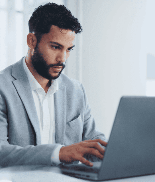 Customer benefits from multilingual Affidavit translation services, ensuring legal accuracy across various global languages.