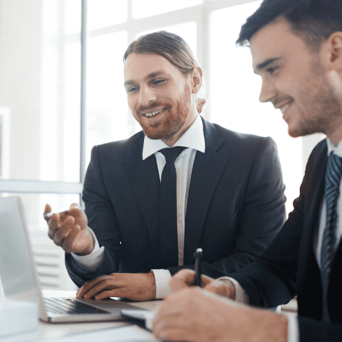 Translator meets USCIS compliance using birth certificate translation services for lawful application.