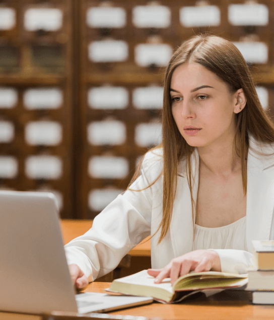 The translator provides certified translation services for various documents, ensuring legal and official compliance. The translator provides certified translation services for various documents, ensuring legal and official compliance.