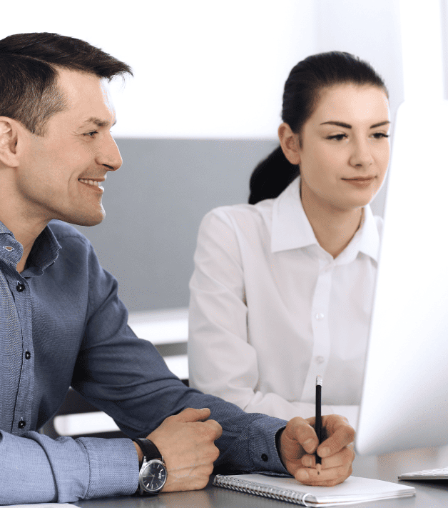 Customers using Orlando business translation solutions for digital content, ensuring accurate and SEO optimized translations.