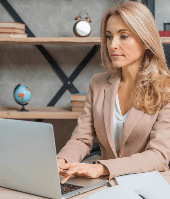 Translator providing precise localization for a business in Toronto, ensuring cultural and linguistic relevance. Translator providing precise localization for a business in Toronto, ensuring cultural and linguistic relevance.