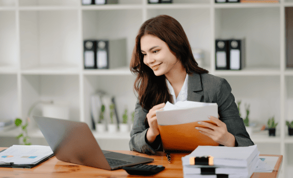 A translator providing HR documentation translation solutions to bridge language barriers in Employee handbooks and policies.