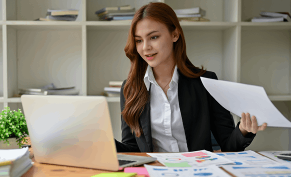 Professional is delivering proofreading in Houston to a client ensuring accuracy and clear communication in every document.