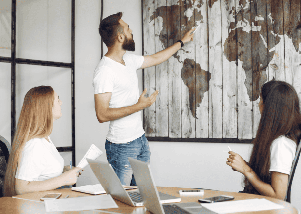 Translator working on a contract for an international business, ensuring accuracy and compliance with global standards. Translator working on a contract for an international business, ensuring accuracy and compliance with global standards.