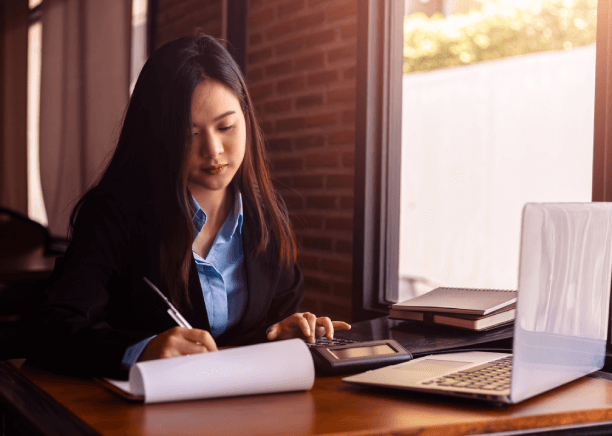 Translator ensures legal contracts using japanese translation services for accurate legal documentation.