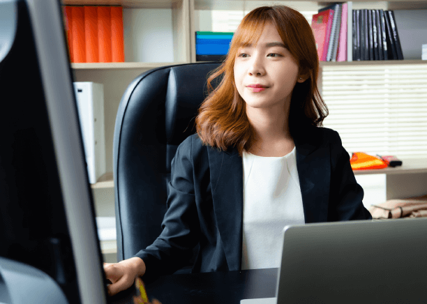 Financial documents translated by professional of japanese translation services for audit-ready reports.