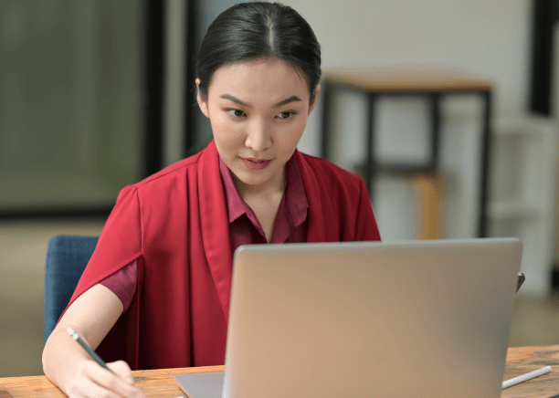 Translator ensures website localization using japanese translation services for audience engagement.