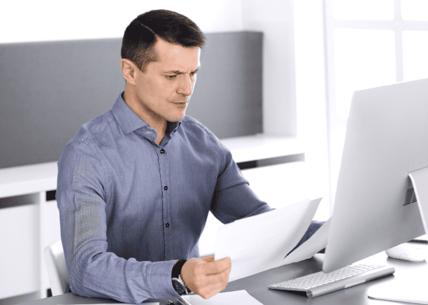 Customer benefiting from multilingual translation services in Nashville for business and personal documents.