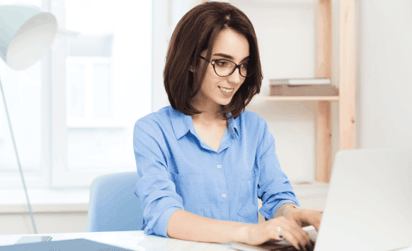 Customer using notarized driver’s License translation for legal purposes with assurance of accuracy & legal compliance.