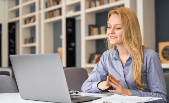 A translator in Yuma providing professional translation services, delivering accurate and affordable translations by experts.