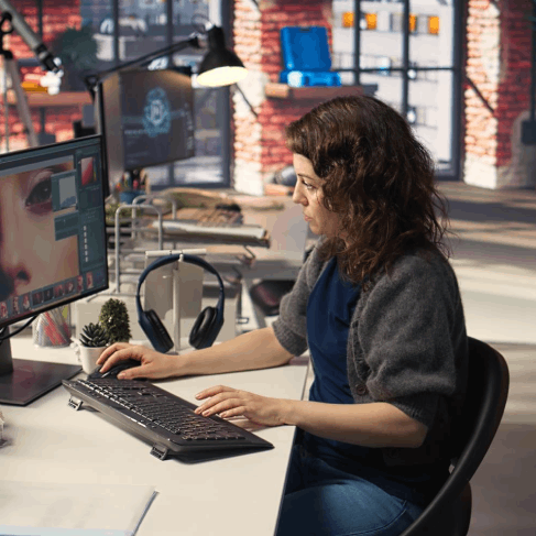 An editor checks a bilingual publisher issue, using Newsletter Translation Services to preserve headlines, links, and tone.