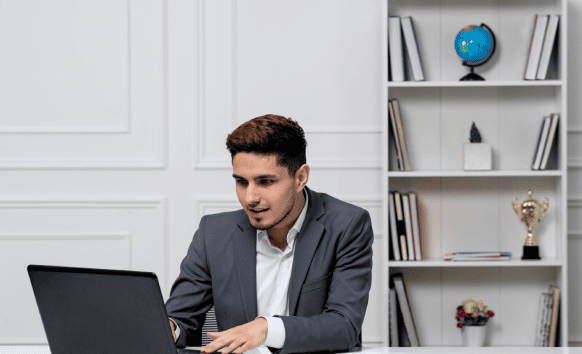 Professional delivering Vietnamese translation services for business to communicate seamlessly with Vietnamese speaking clients