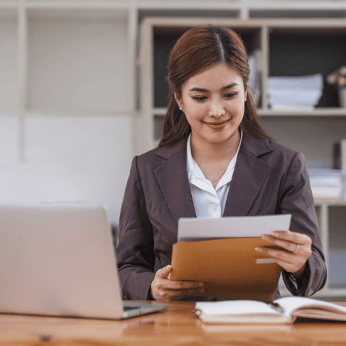 Lawyer using high quality legal translation services in San Antonio for court documents and immigration papers.