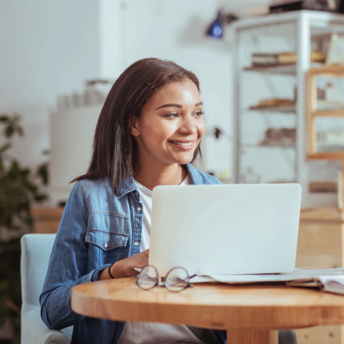 A client uploads a contract to a secure portal as Salt Lake City Translation Services confirms fast delivery and pricing.
