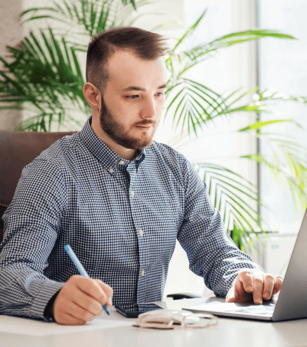 Customer using insights into the importance of Polish language services for U.S. businesses and legal sectors.