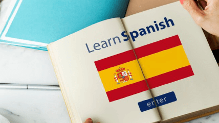 Spanish language on screen, representing specialized driver’s license translation services from Spanish to English. Spanish language on screen, representing specialized driver’s license translation services from Spanish to English.