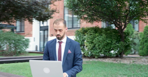 Our reliable translator prioritize urgent translation services in Orlando without compromising quality for official document.