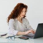 A translator working spanish translation document for improve the business
