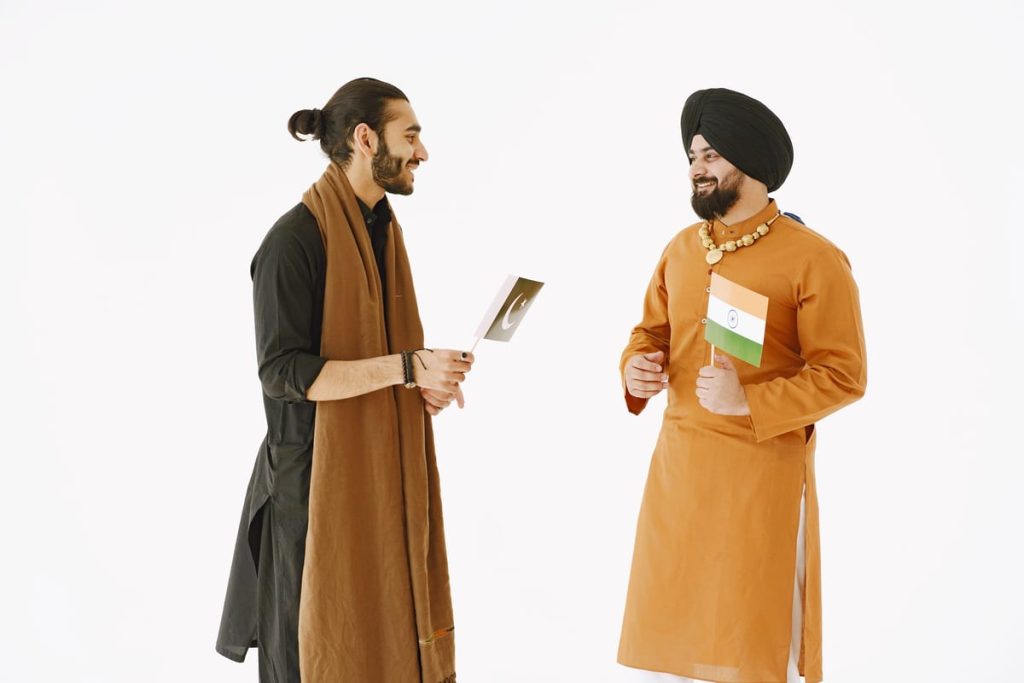 Hindi vs Urdu: Same Language or Different? Key Facts Explained - Hindi vs Urdu: Same featured image